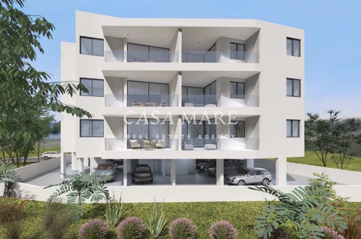 Property thumbnail 3