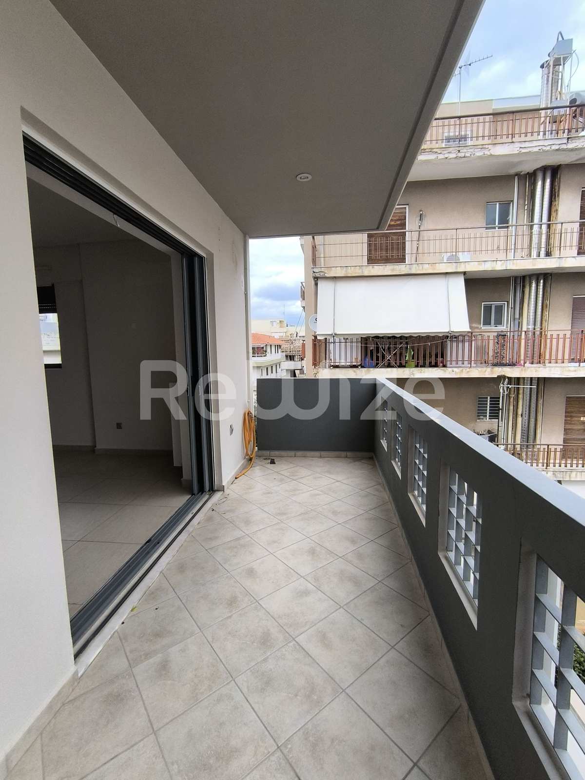 Property thumbnail 3