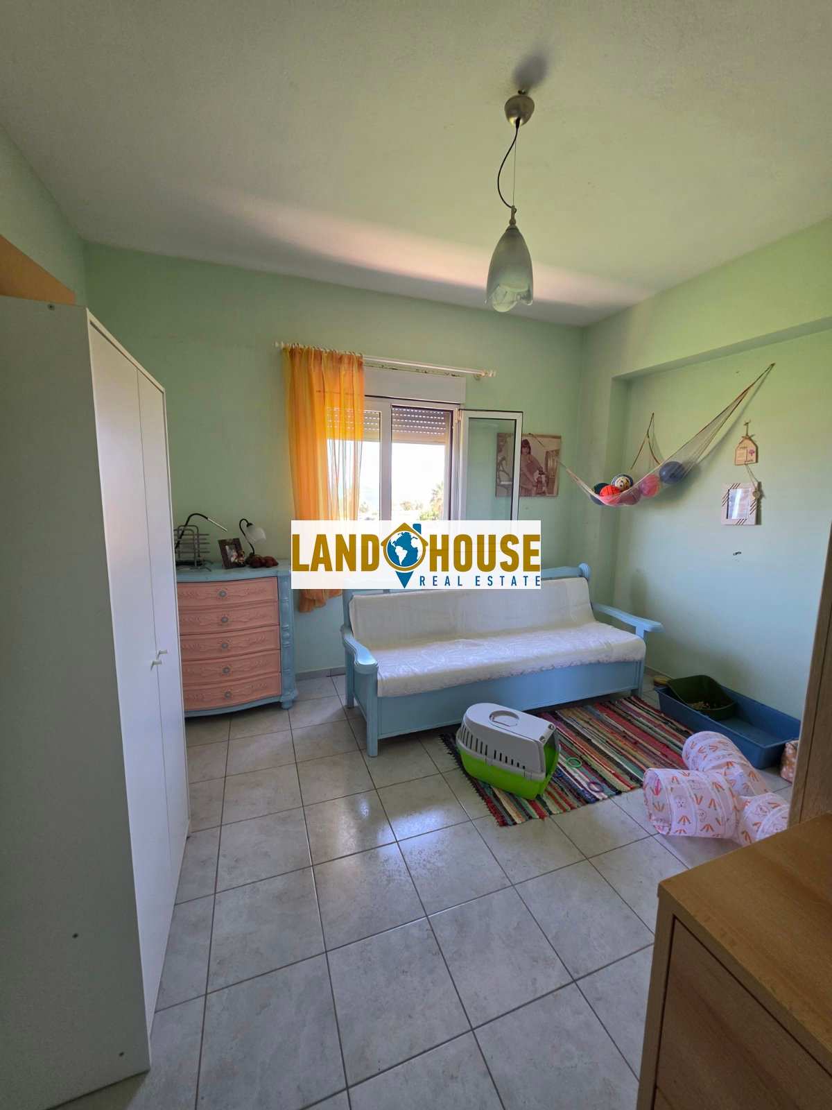 Property thumbnail 3