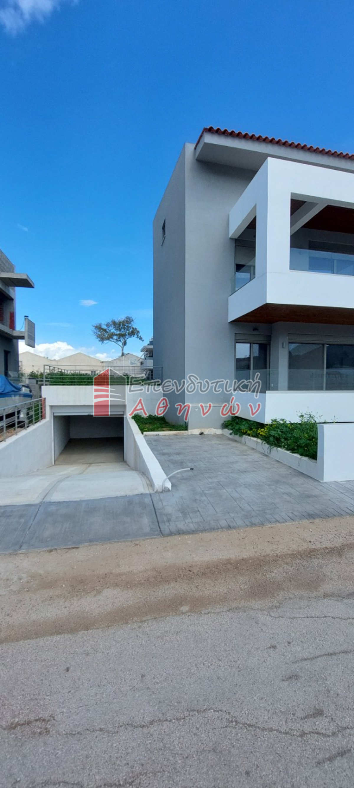 Property thumbnail 2