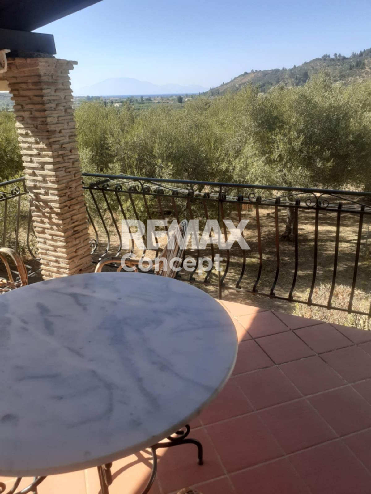 Property thumbnail 3