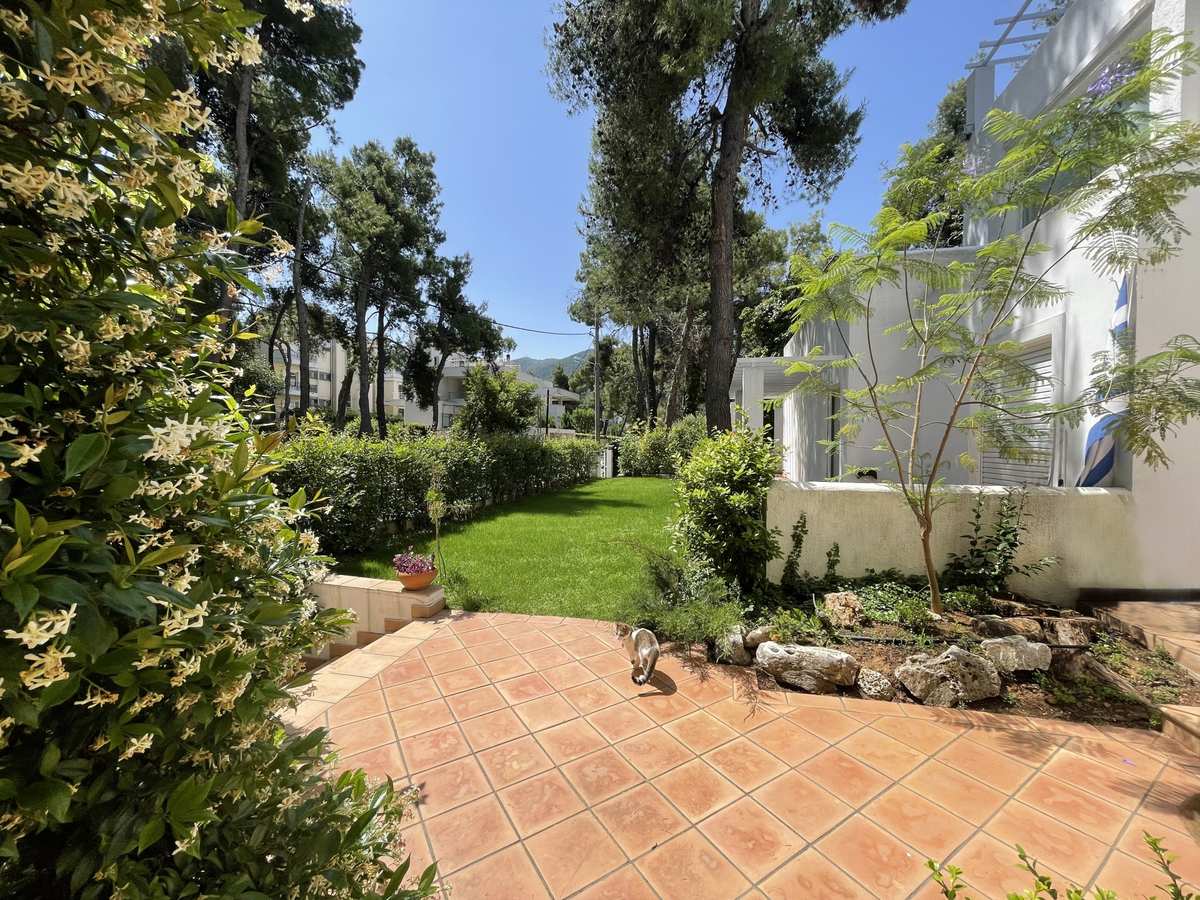 Property thumbnail 2