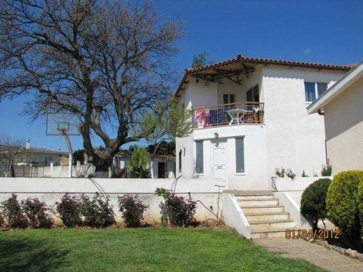Property thumbnail 4
