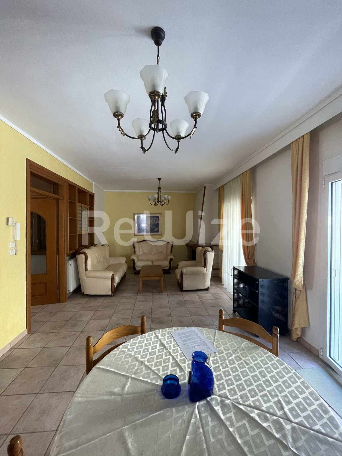 Property thumbnail 3