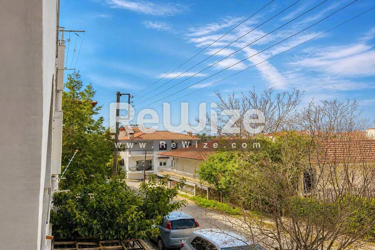 Property thumbnail 3