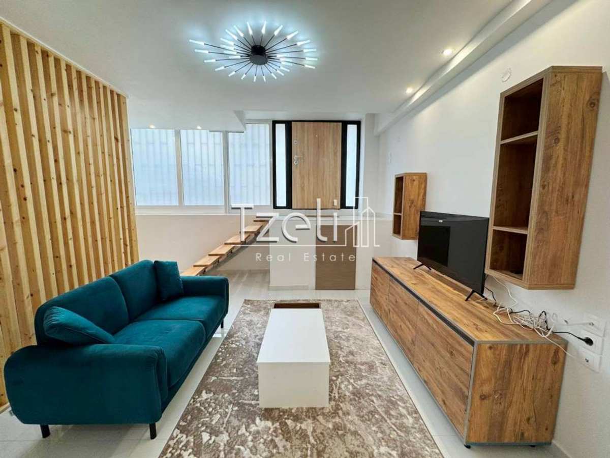 Property thumbnail 2
