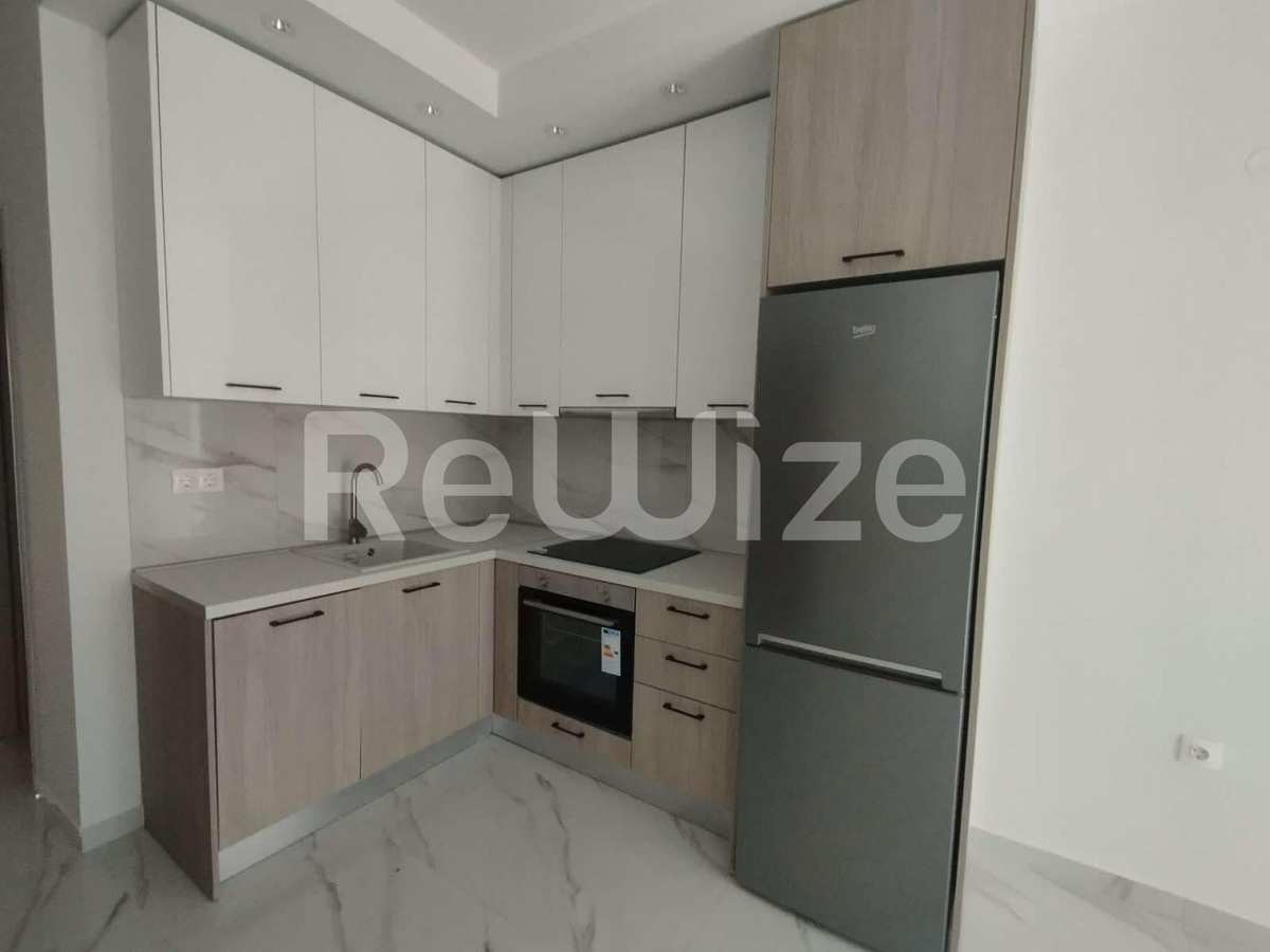 Property thumbnail 2