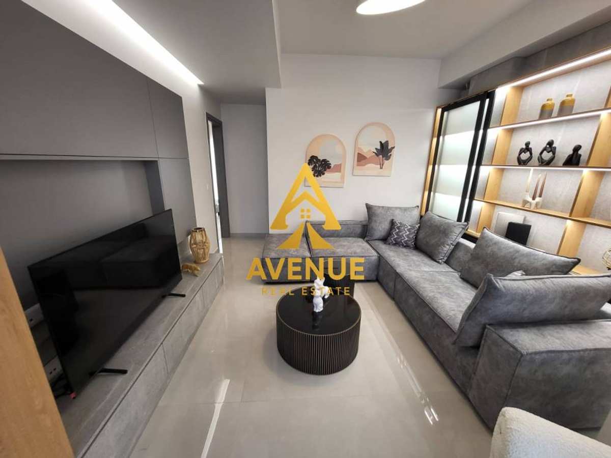 Property thumbnail 2