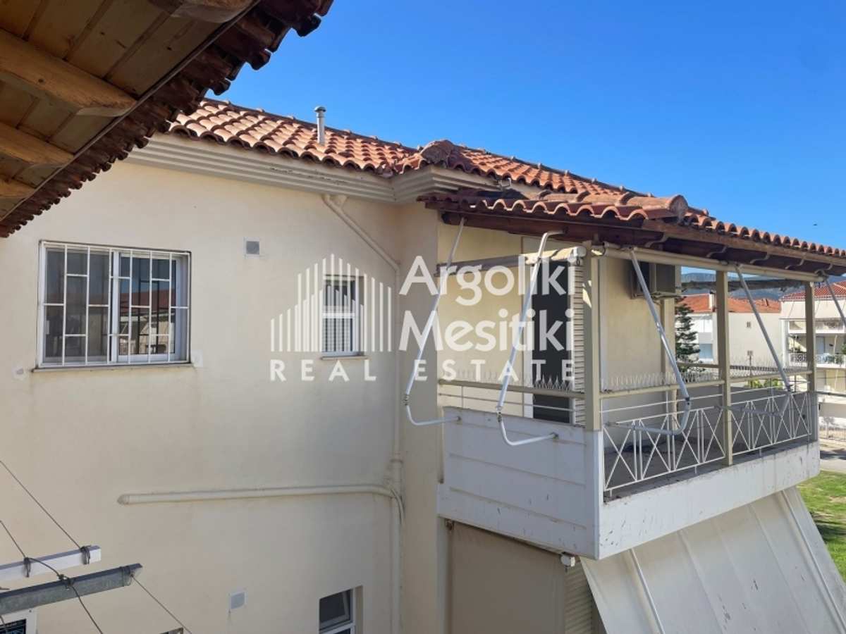 Property thumbnail 2