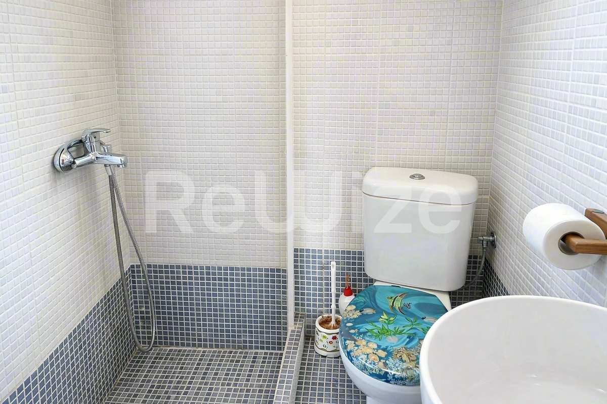 Property thumbnail 3