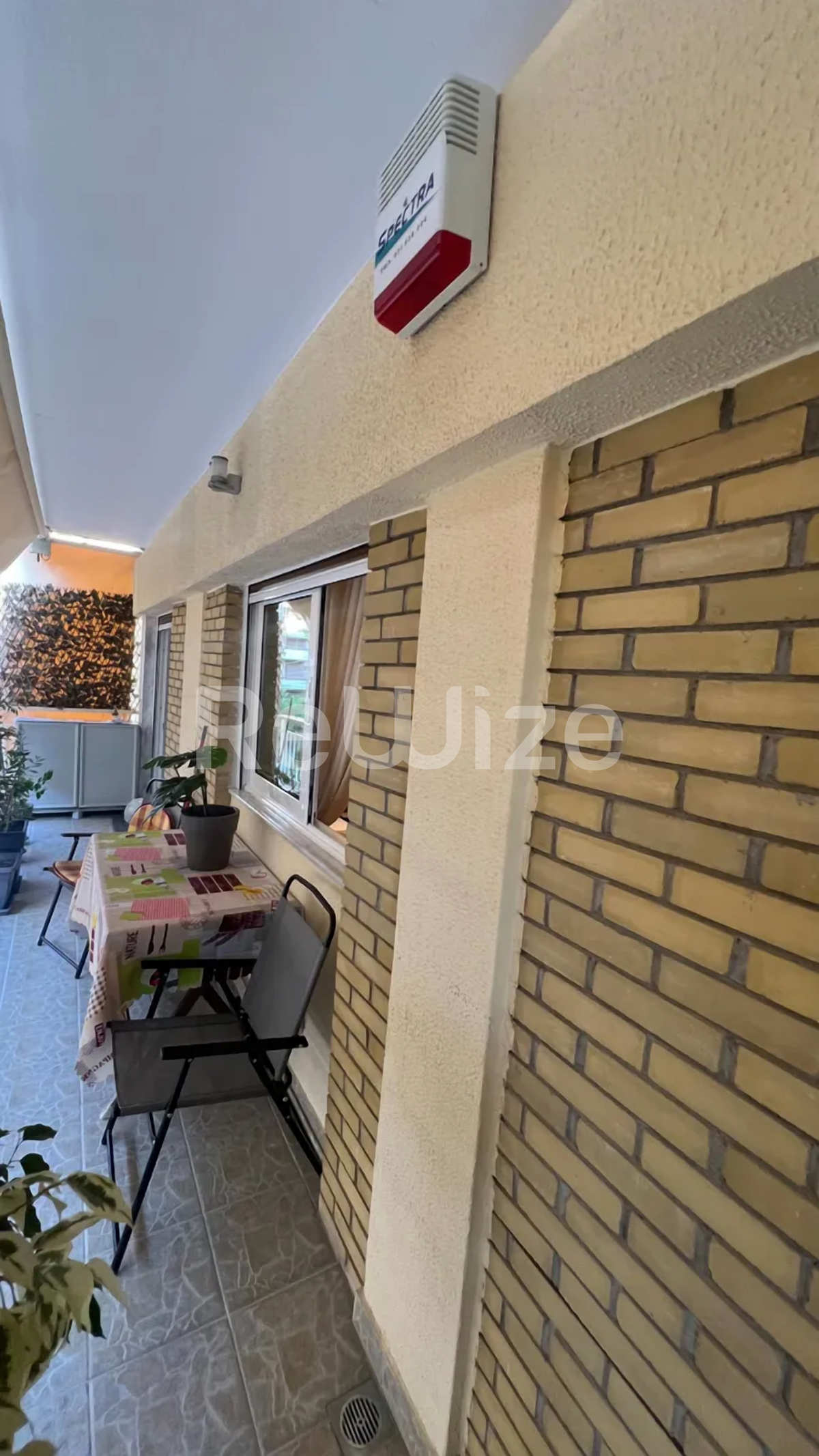 Property thumbnail 3