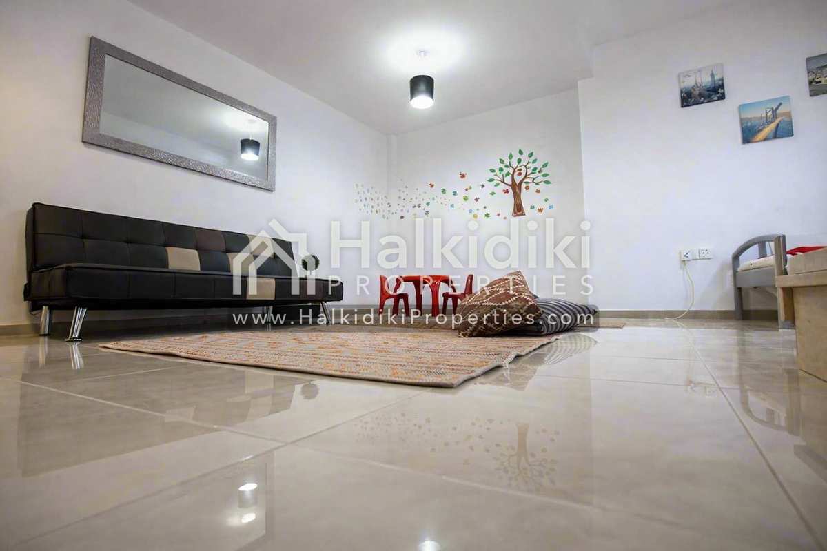 Property thumbnail 3