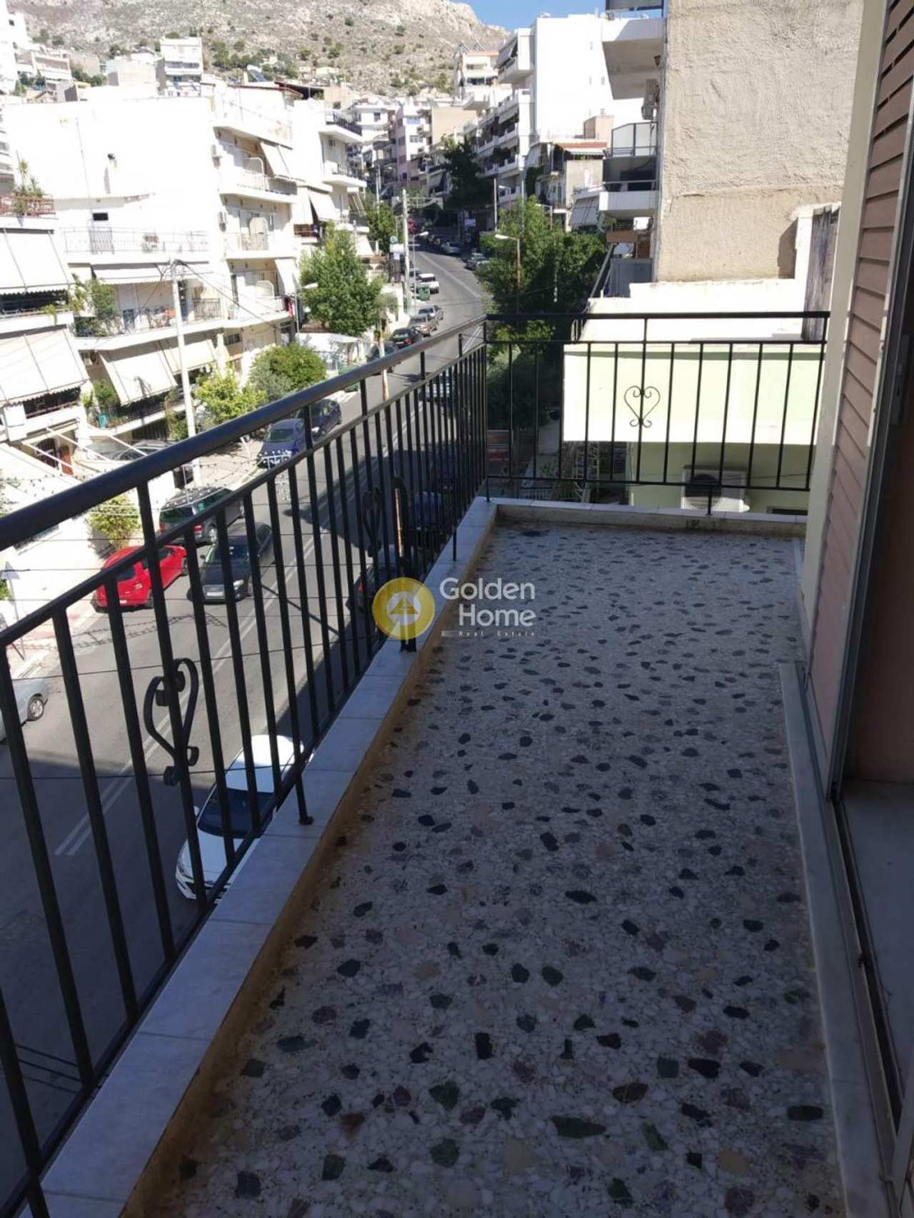 Image 0 of 2