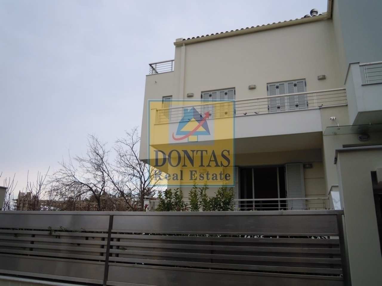 Image 0 of 18
