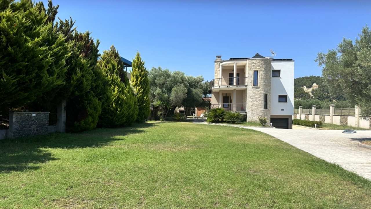 Image 0 of 22