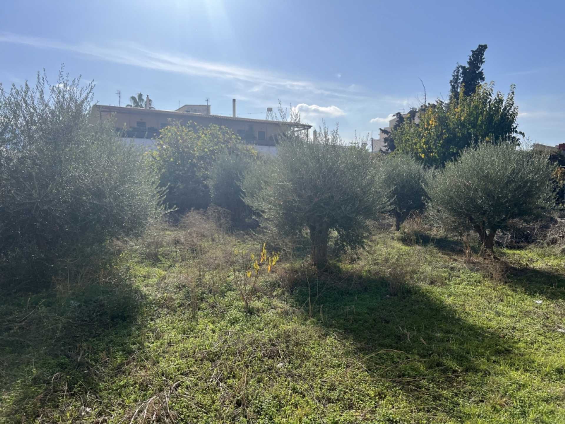 Property thumbnail 2