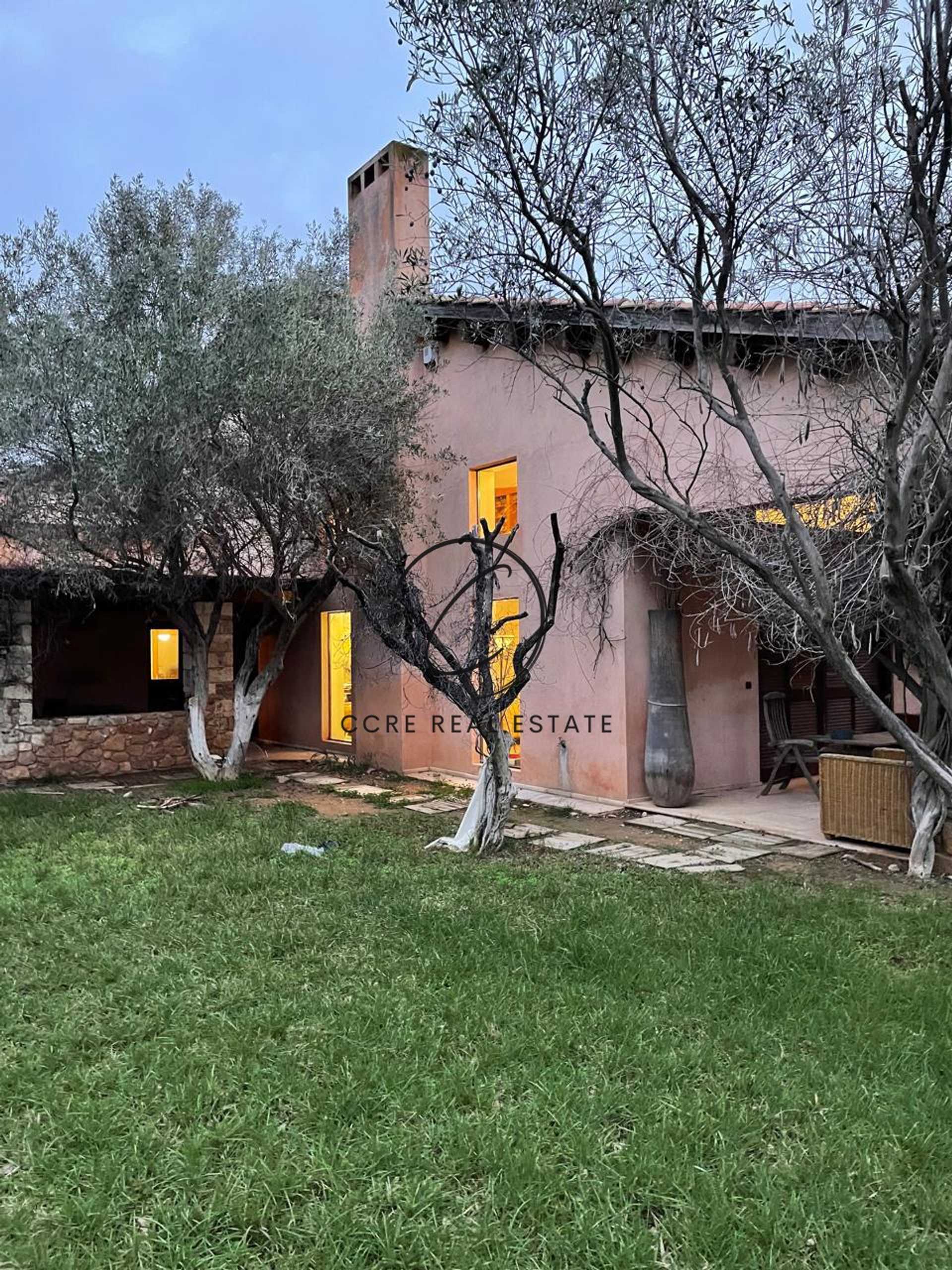 Property thumbnail 2