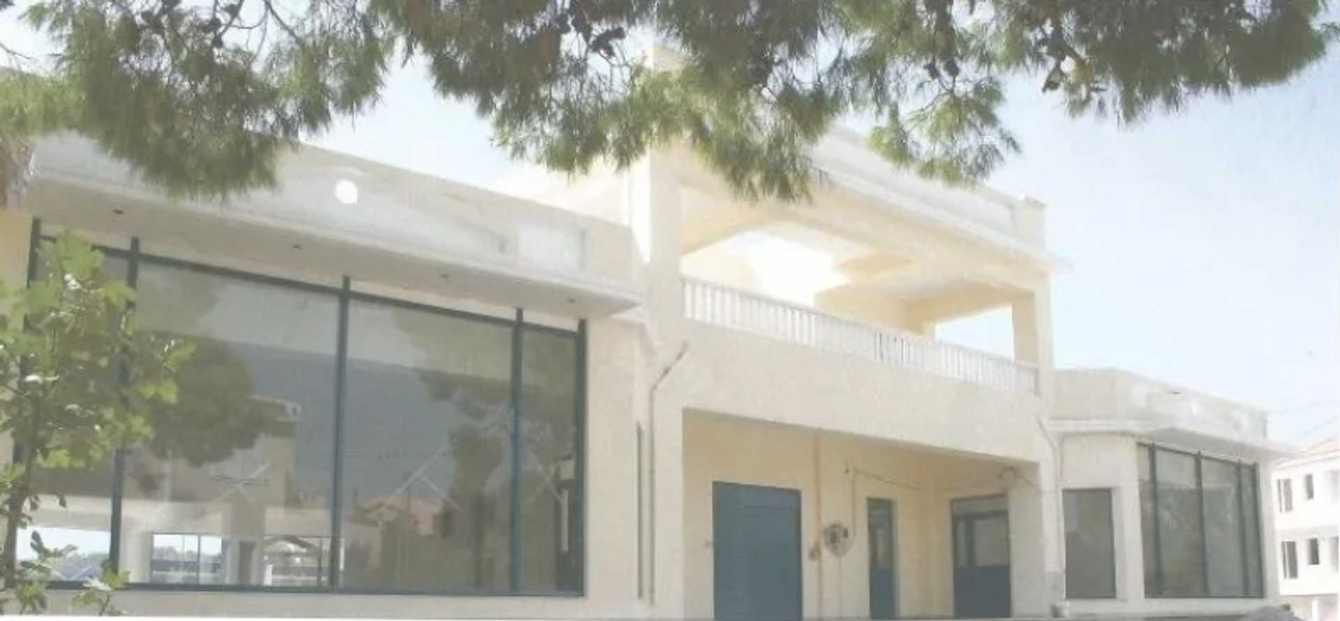 Property thumbnail 3