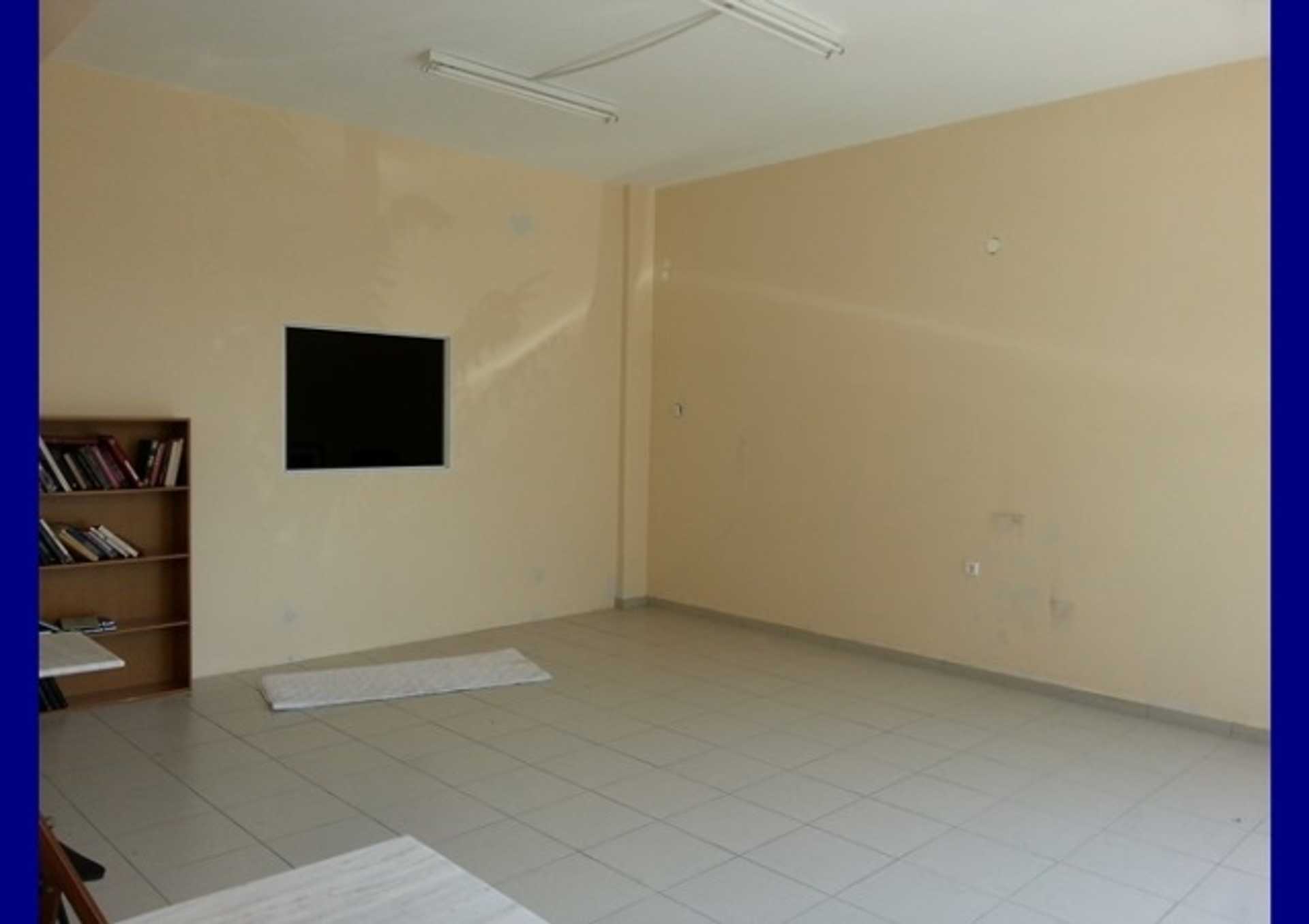 Property thumbnail 3