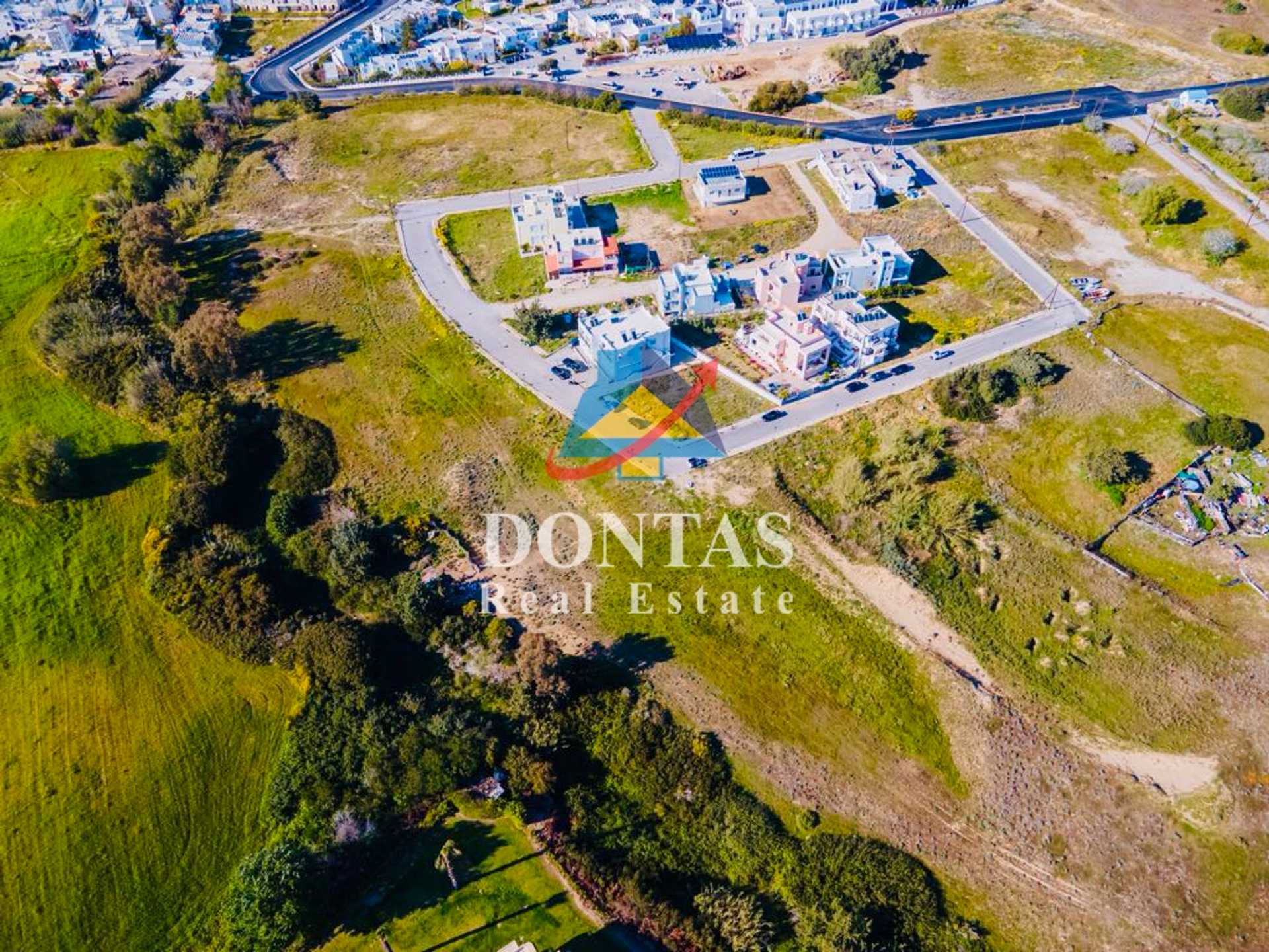 Property thumbnail 3