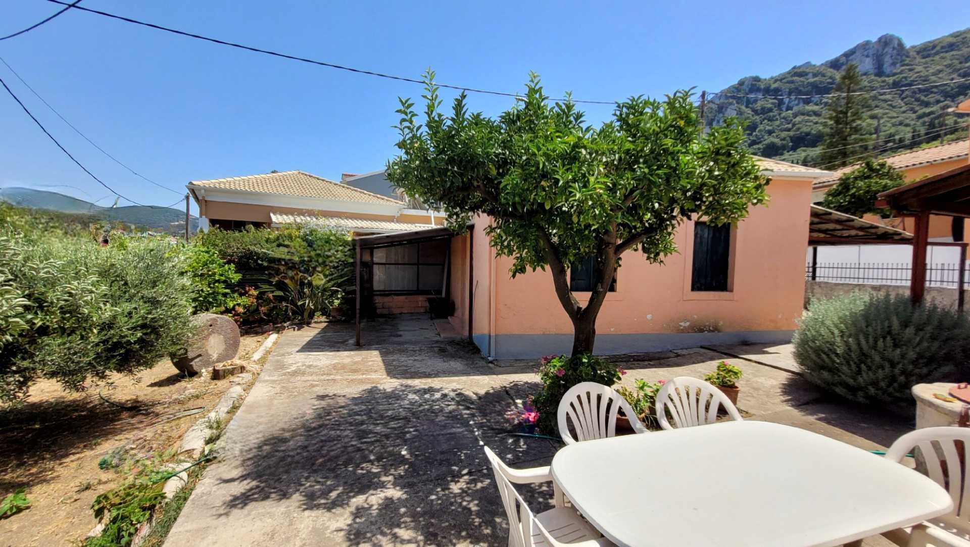 Property thumbnail 3