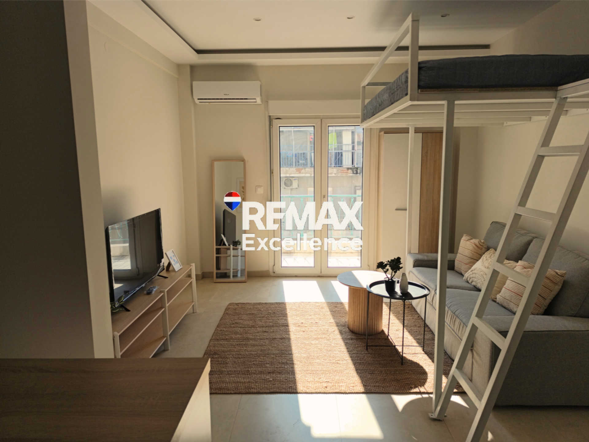 סטודיו, איקתריני, סלוניקי