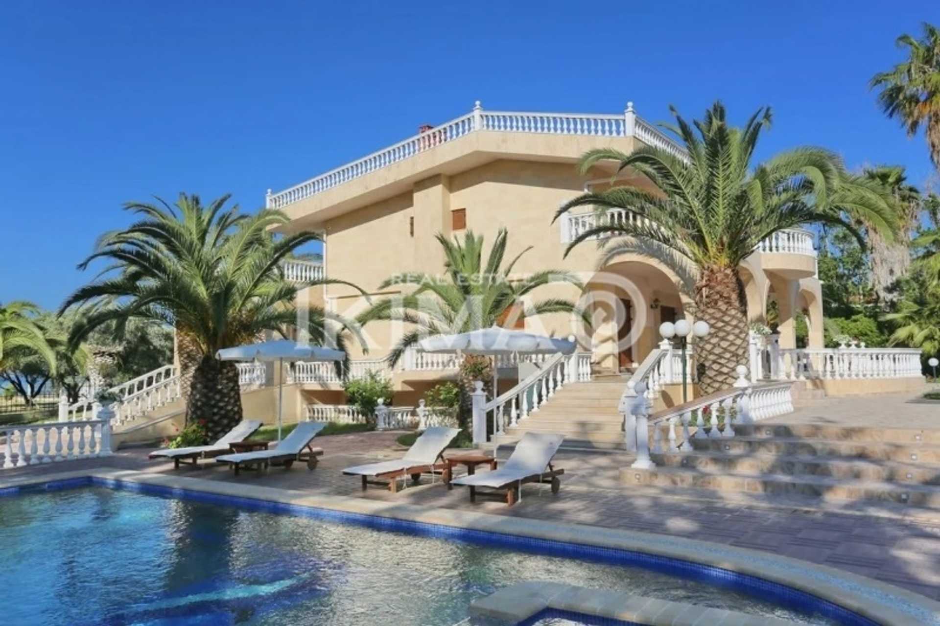 Property thumbnail 2