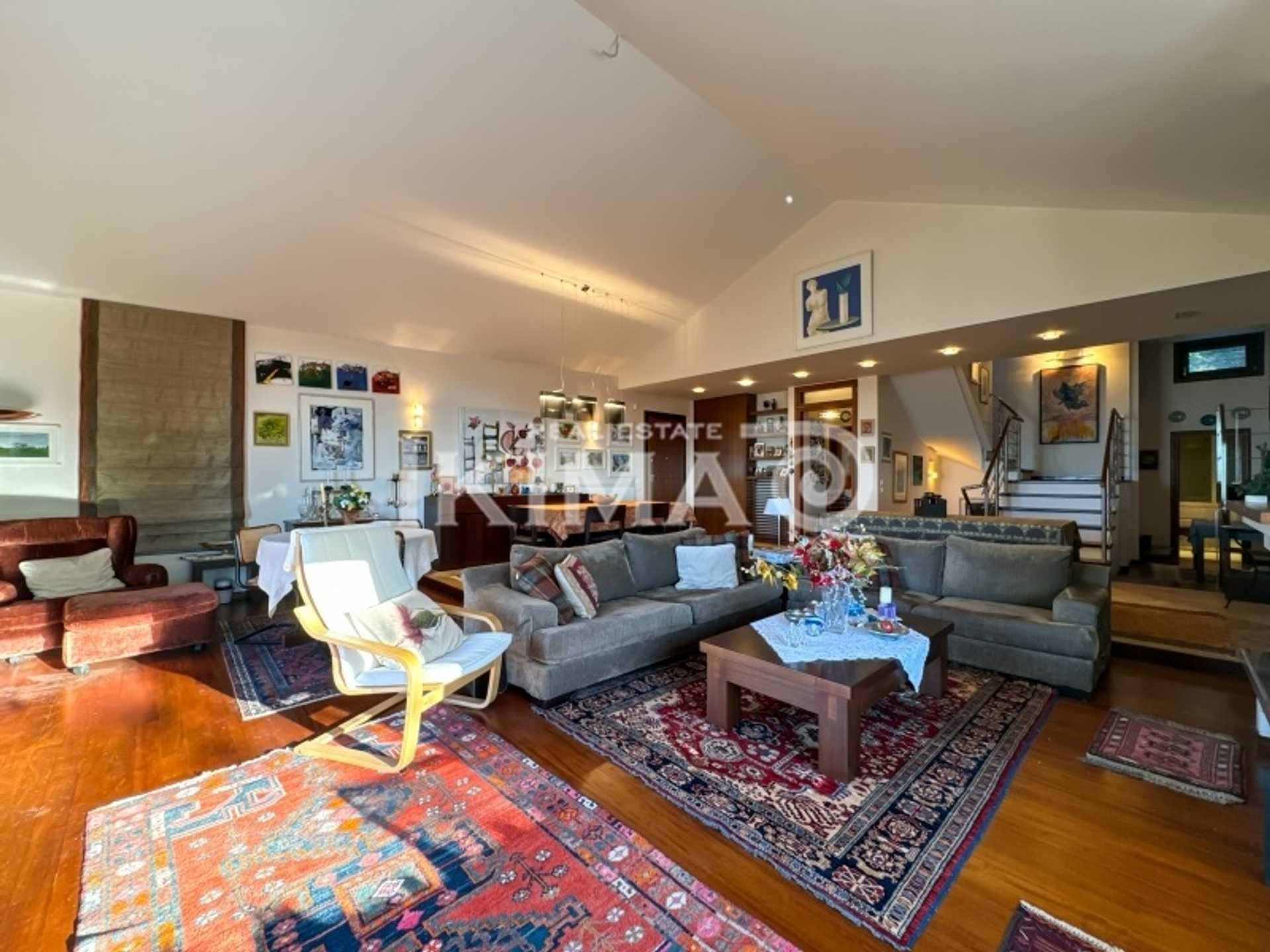 דופלקס, פאיליה - חורטיאטיס, סלוניקי