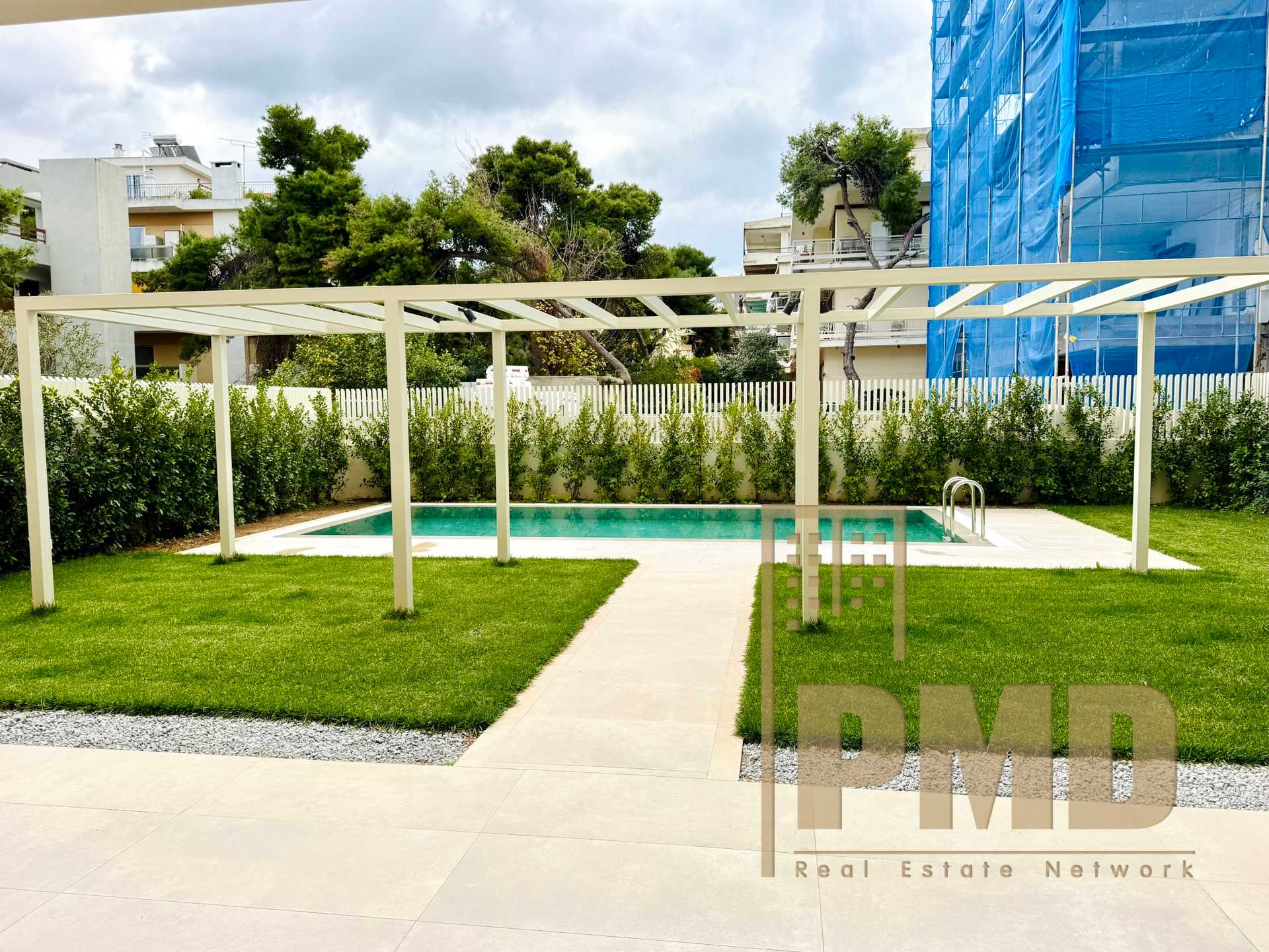 Property thumbnail 3