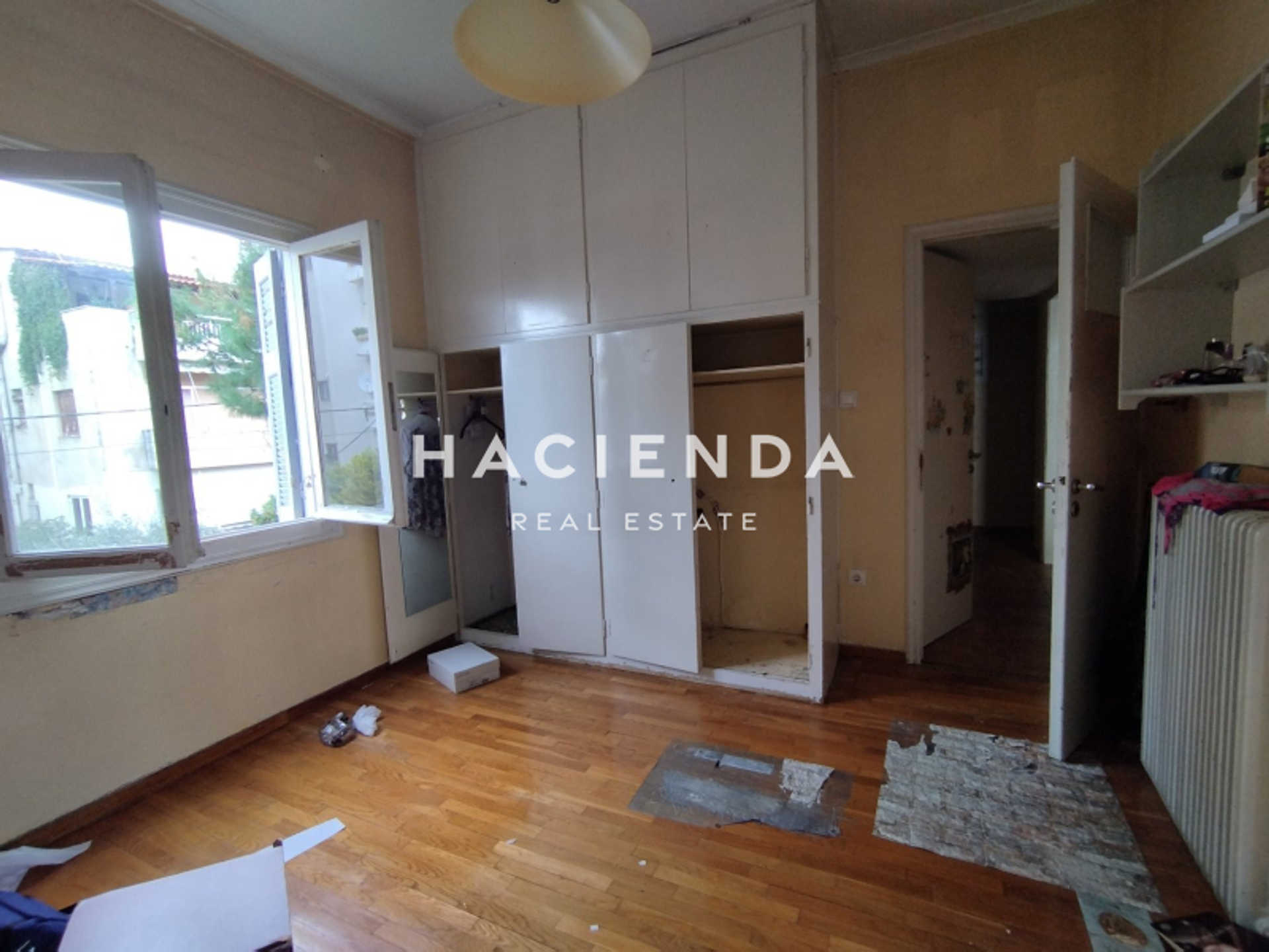 Property thumbnail 3