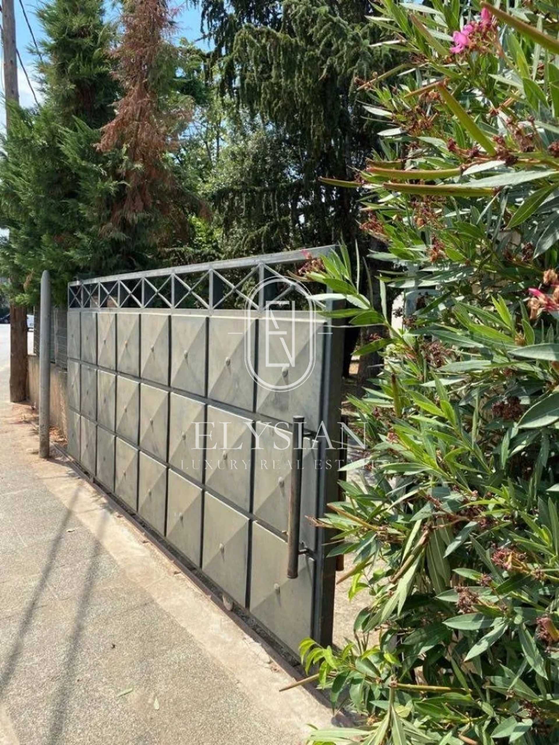 Property thumbnail 3