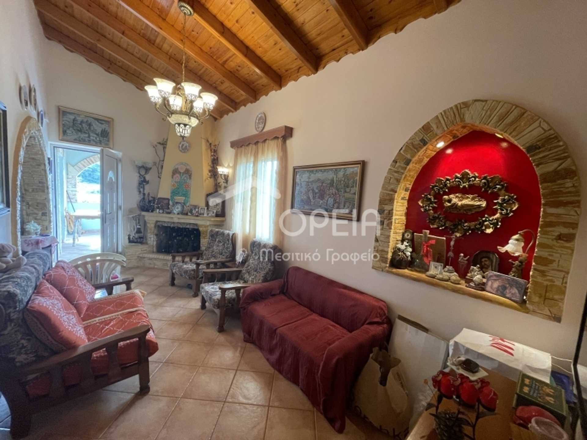 Property thumbnail 2