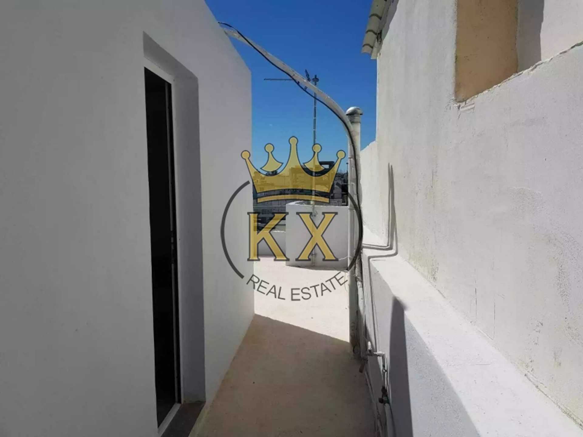 Property thumbnail 3