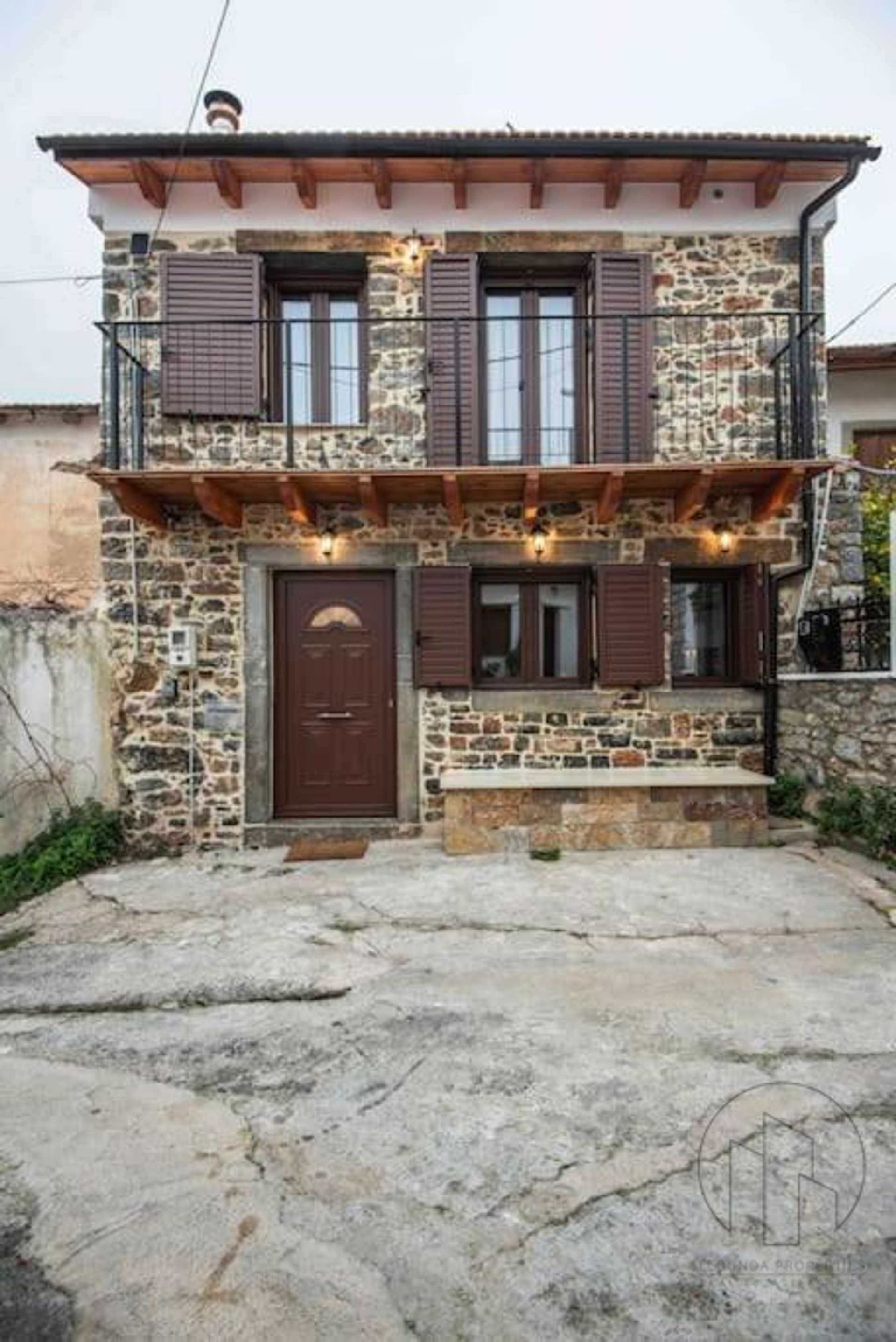 Property thumbnail 4