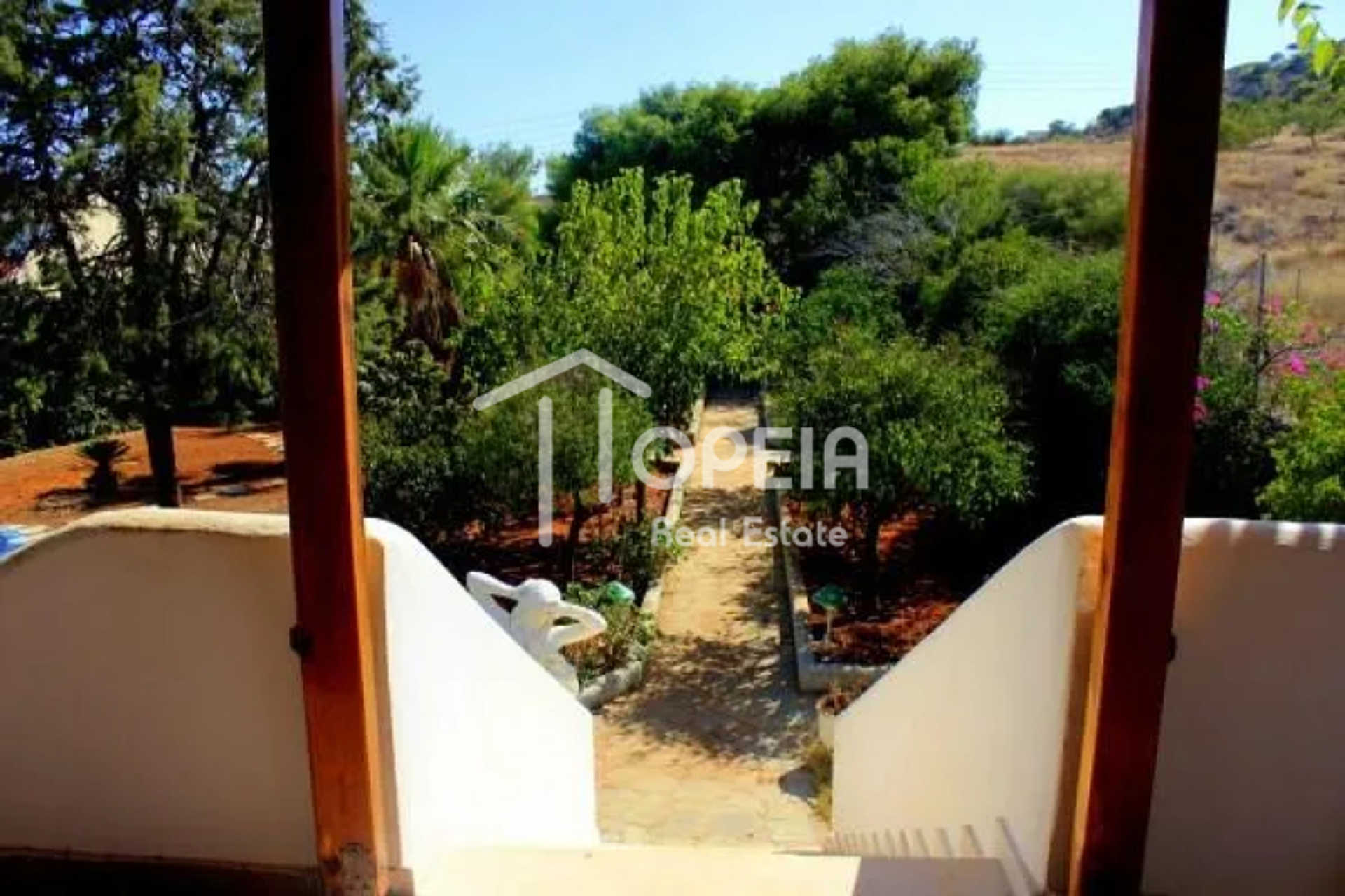 Property thumbnail 2