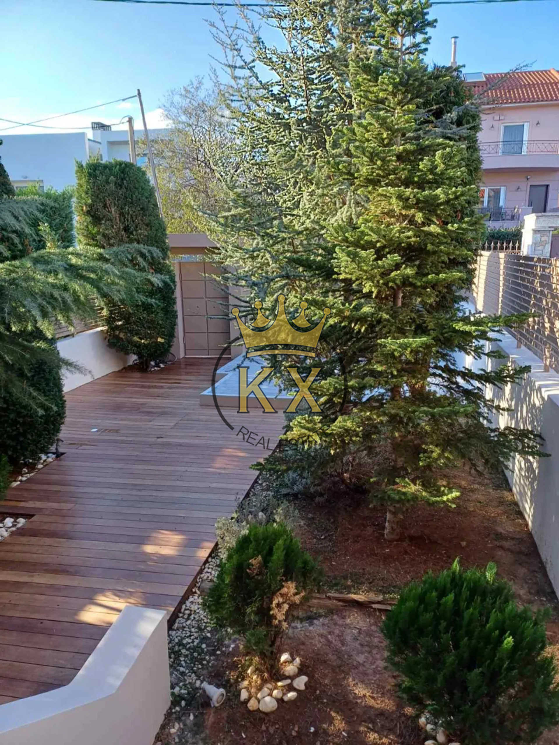 Property thumbnail 2