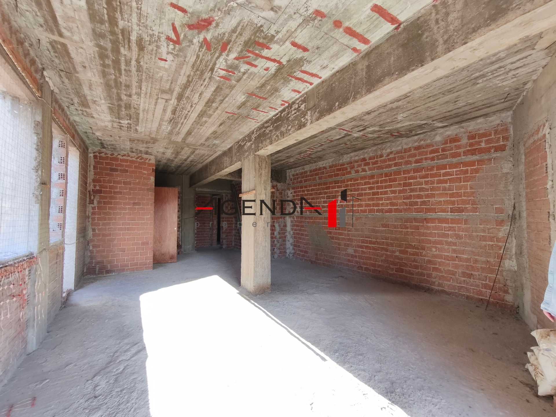 Property thumbnail 2