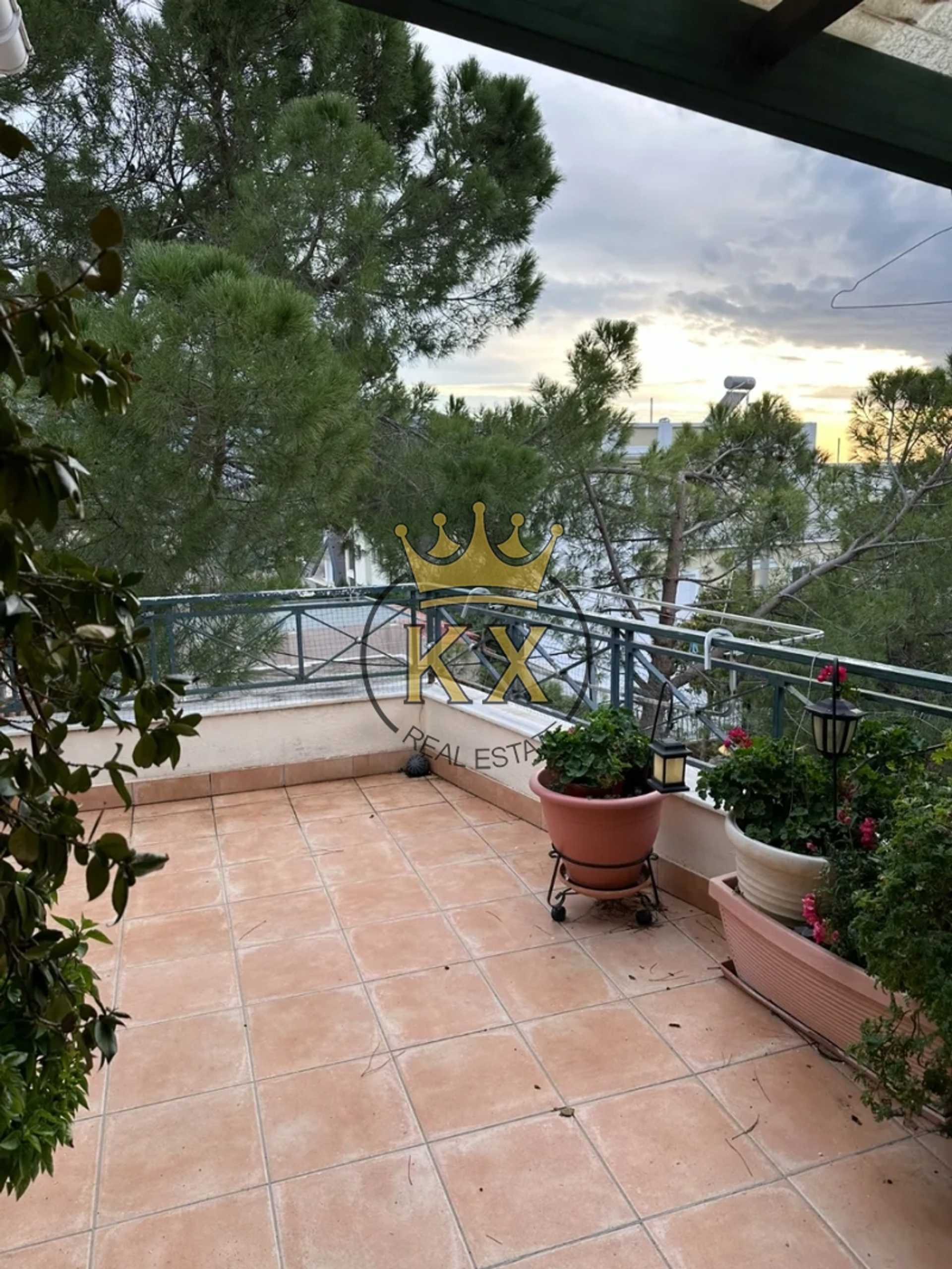 Property thumbnail 2