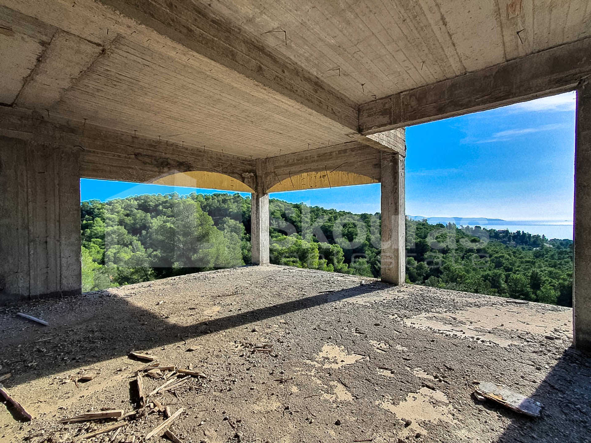 Property thumbnail 4