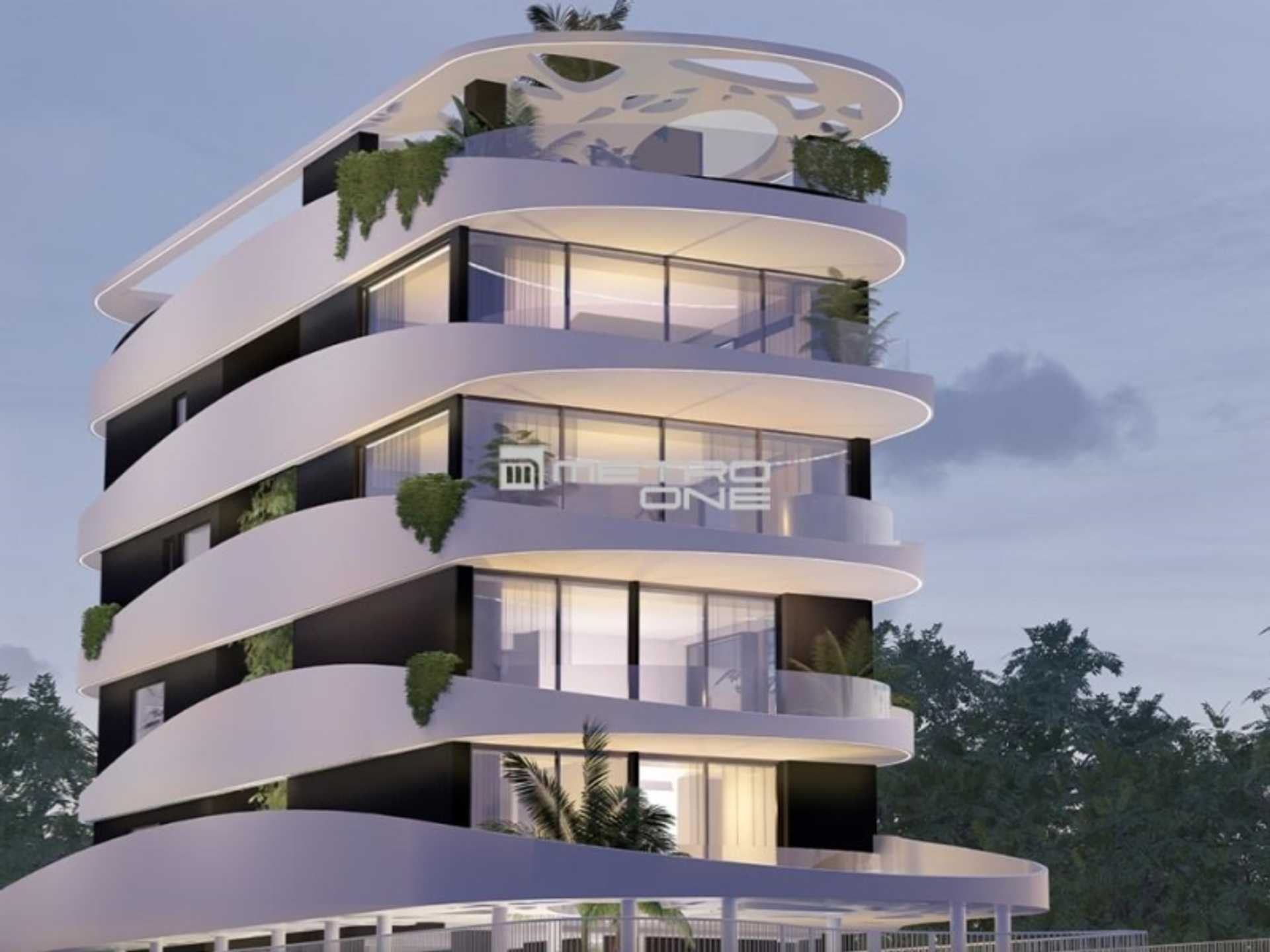 Property thumbnail 2