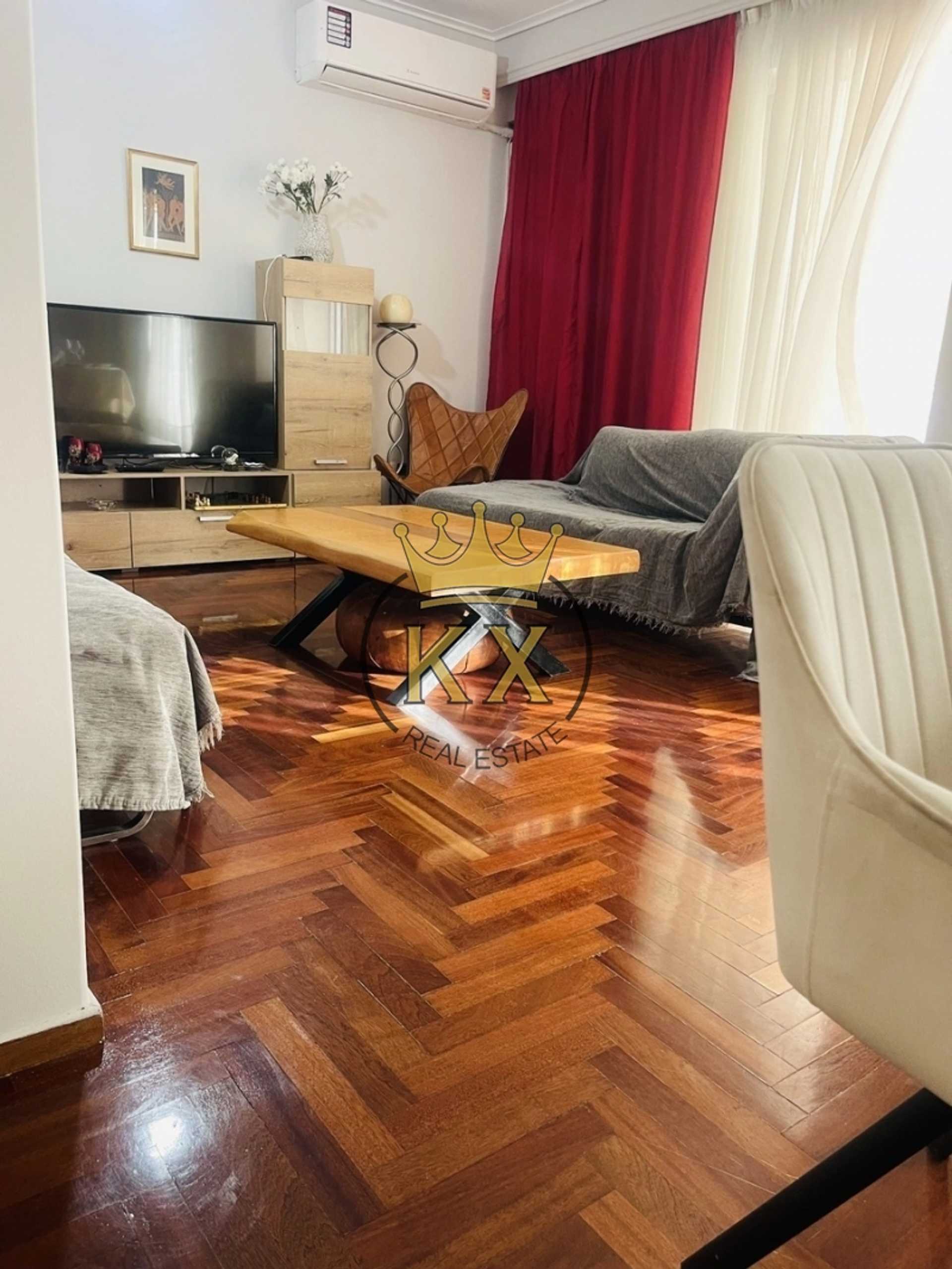 דירה, גליפדה, אתונה