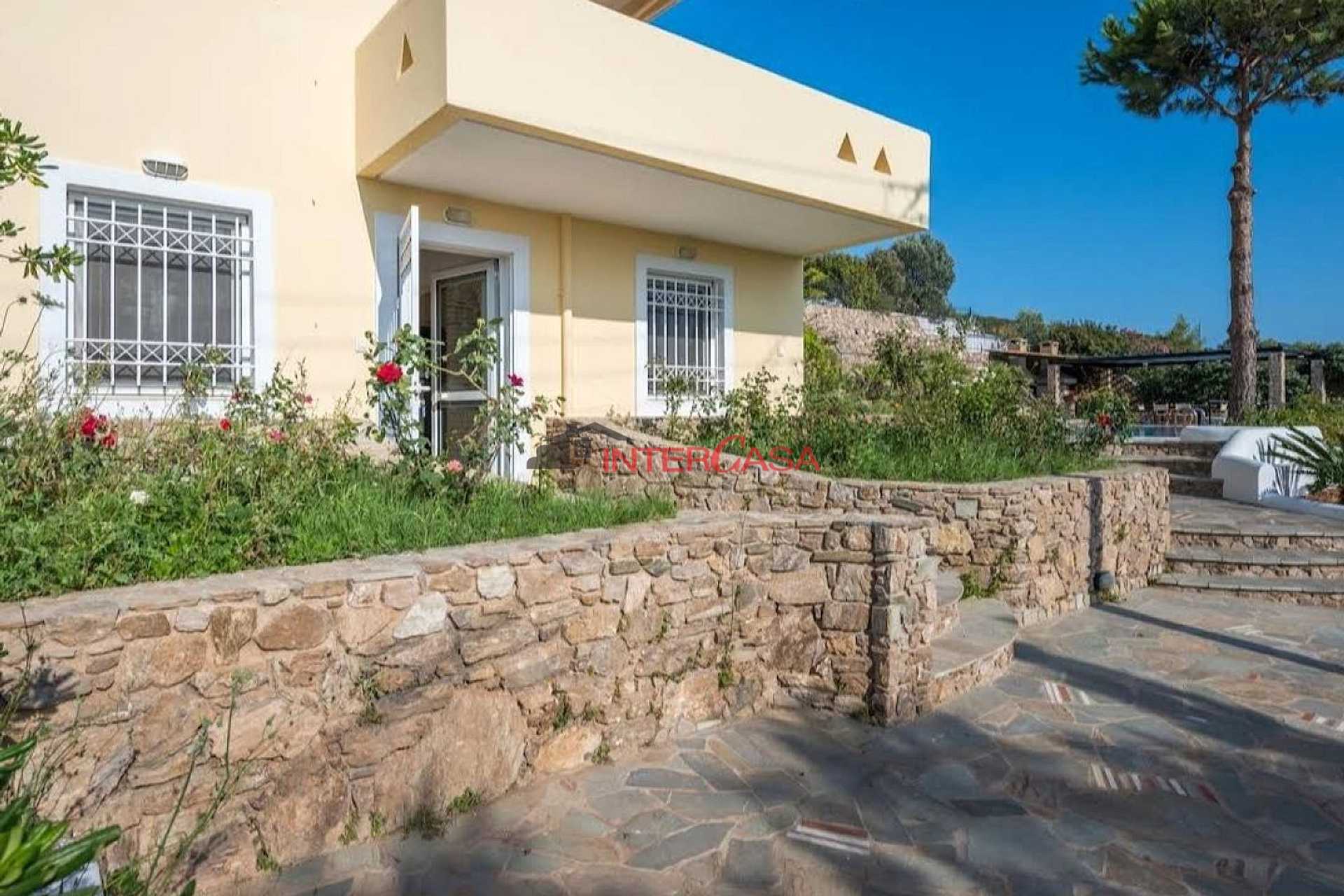 Property thumbnail 4