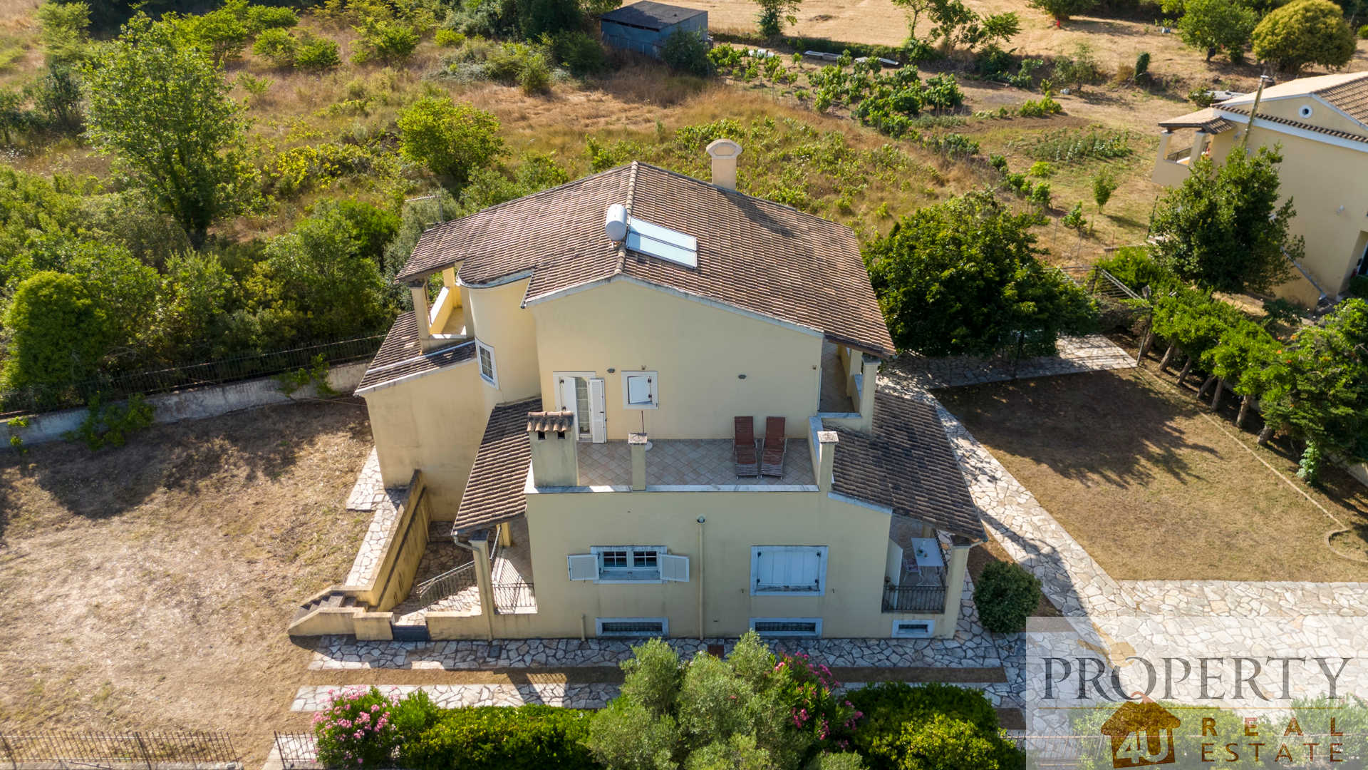 Property thumbnail 3