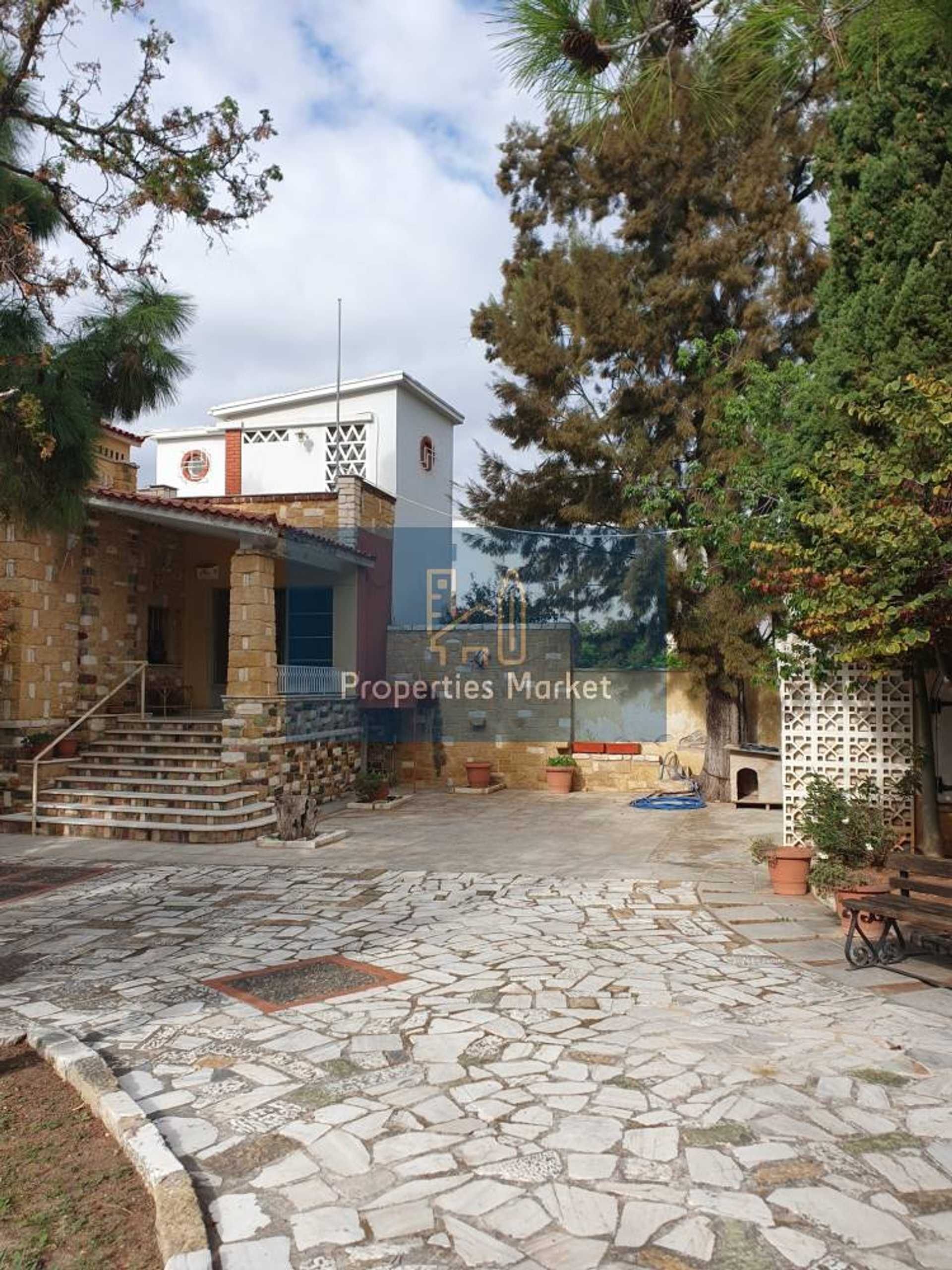 Property thumbnail 3