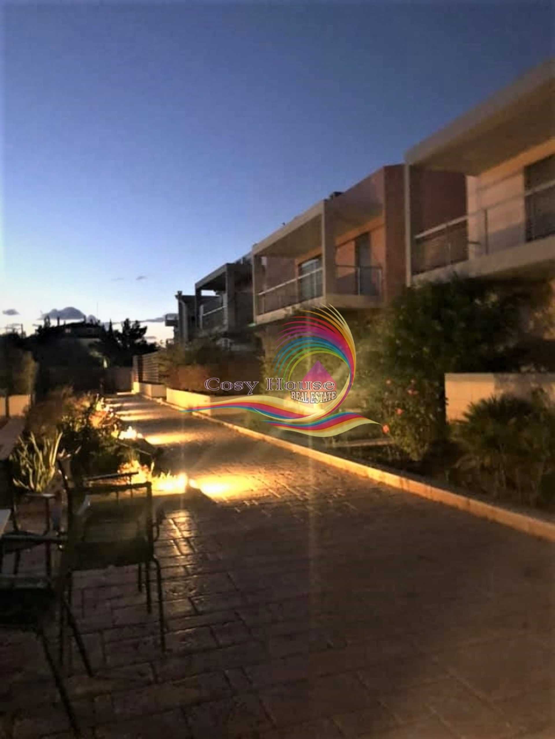 Property thumbnail 2