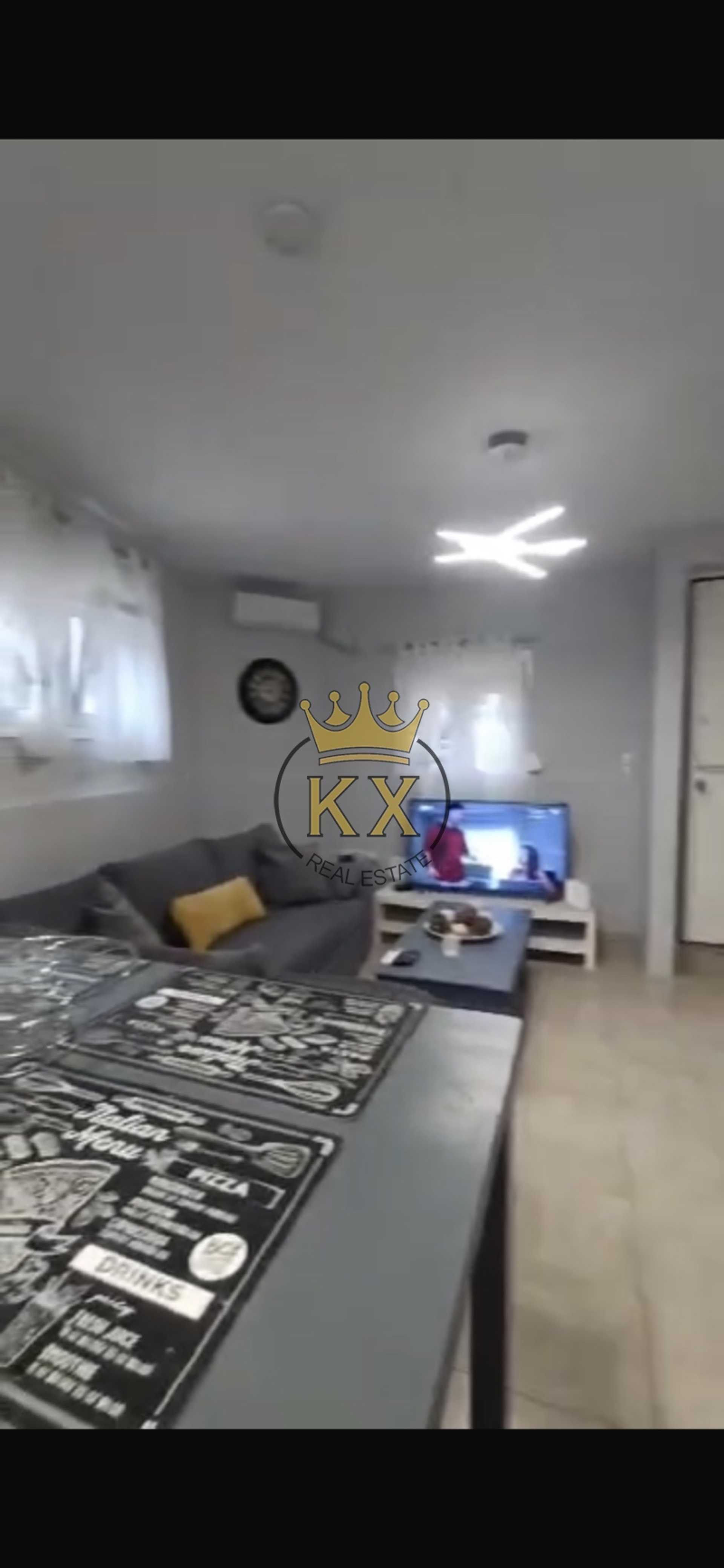 Property thumbnail 2