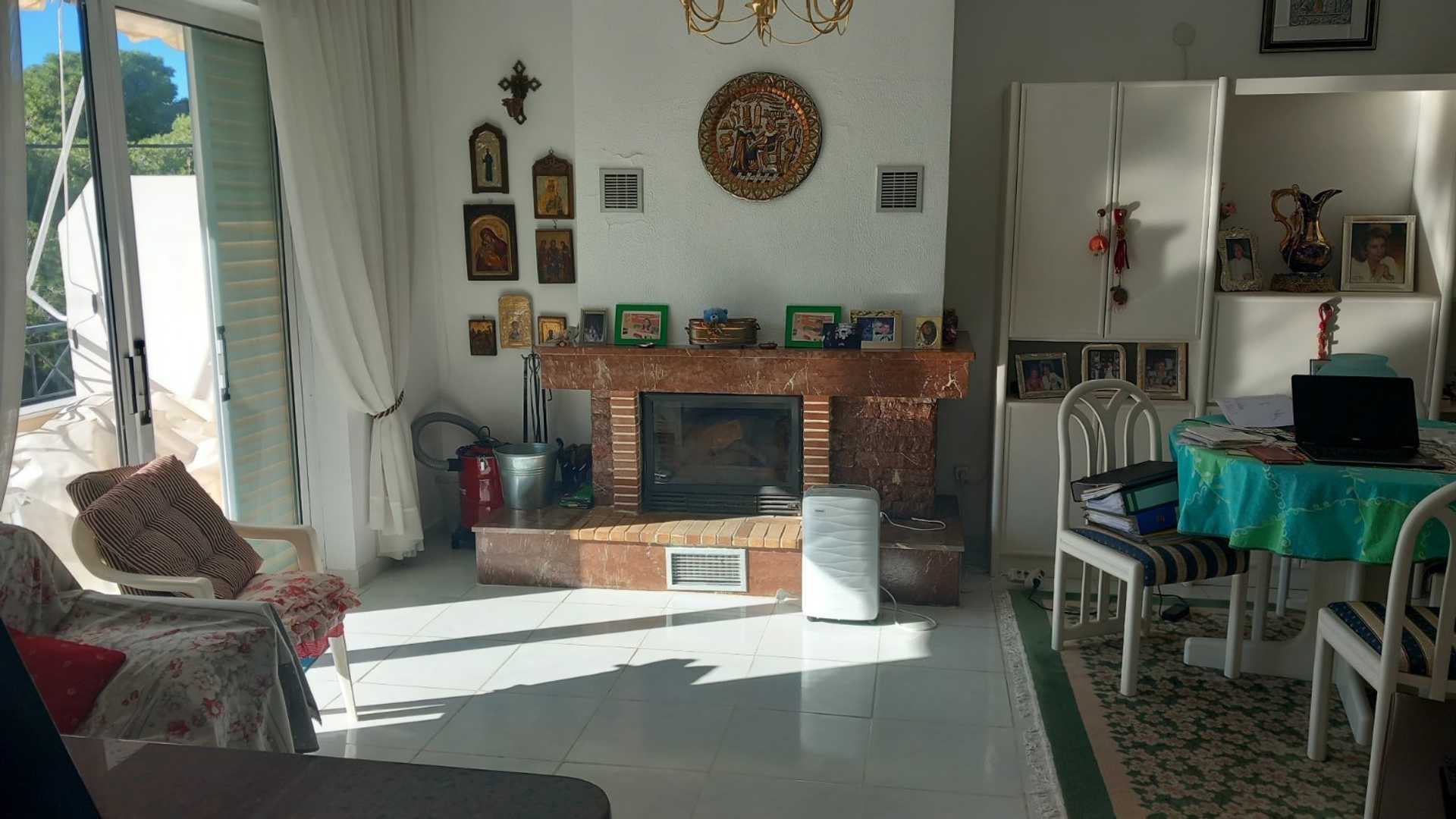 Property thumbnail 2