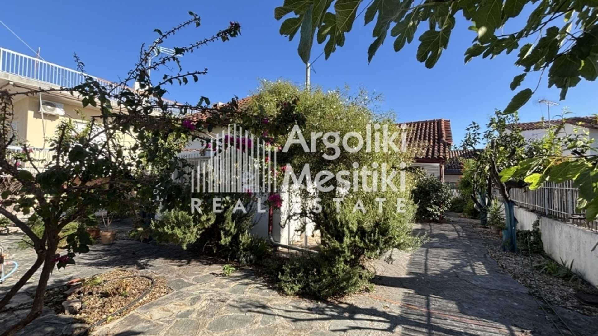 Property thumbnail 2