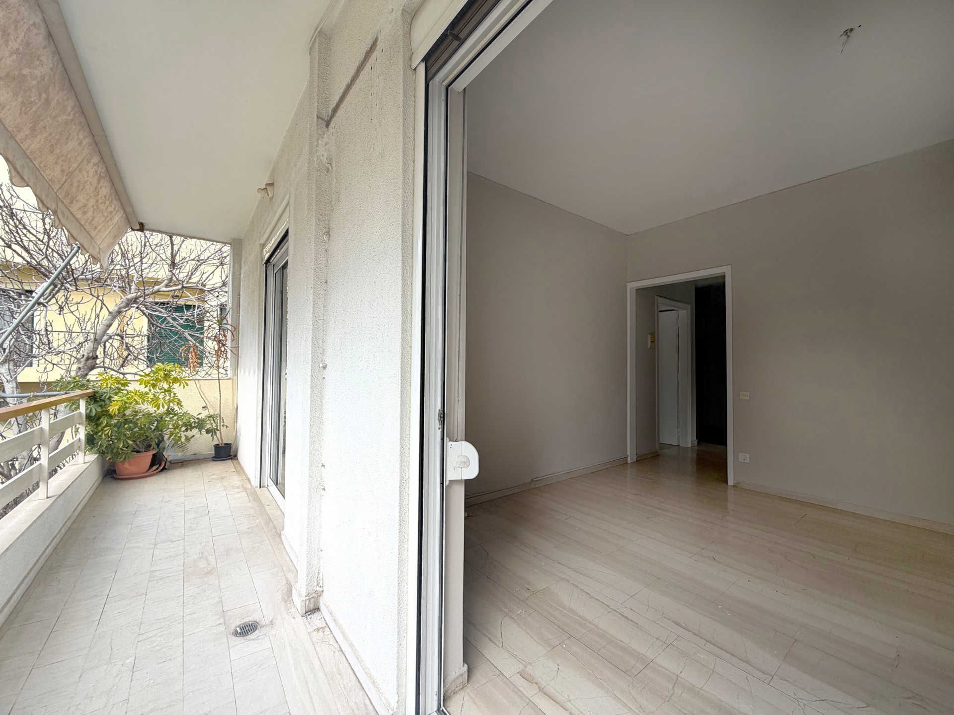 Property thumbnail 2