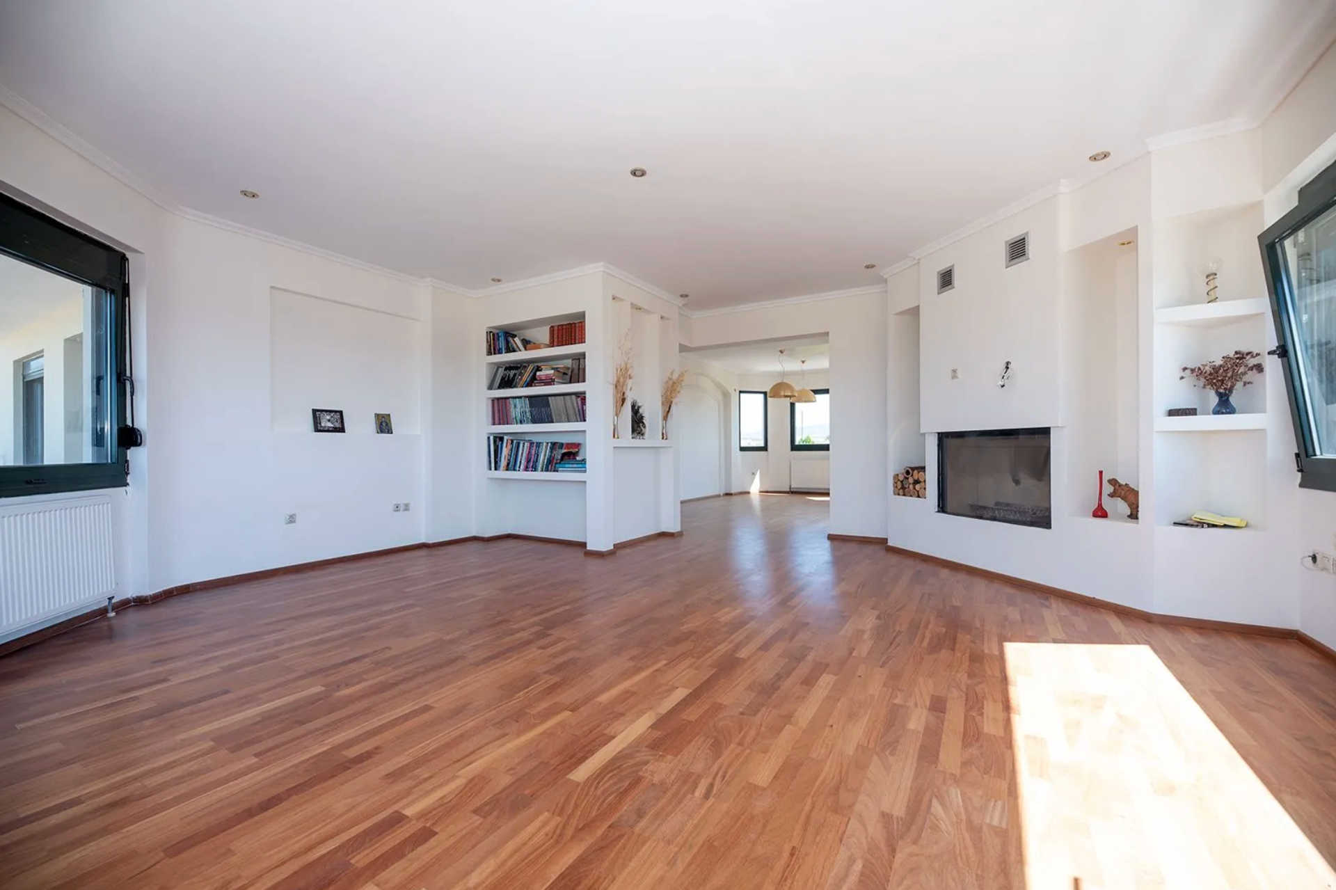 Property thumbnail 3